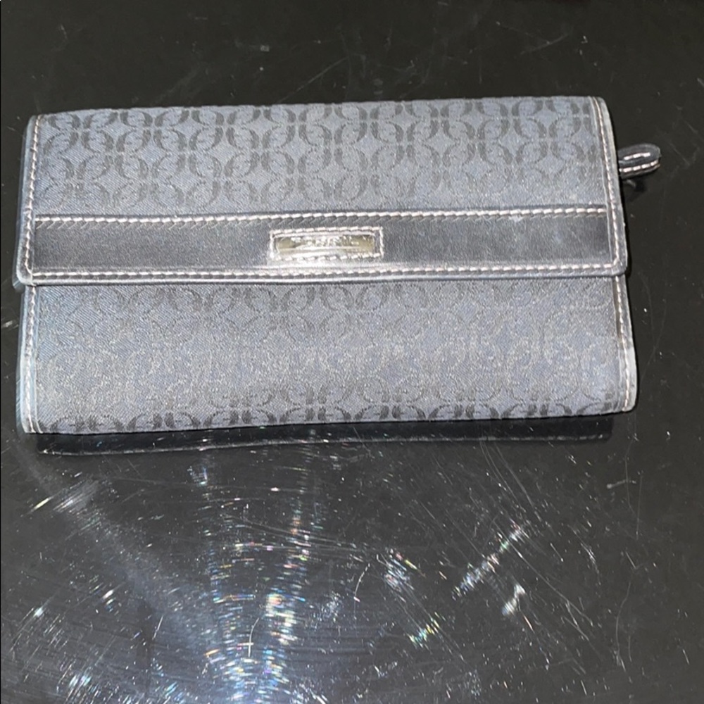 Fossil wallet